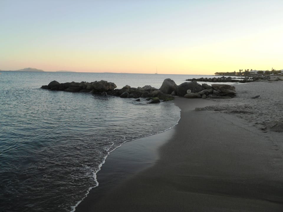 Strand abends Porto Bello Beach