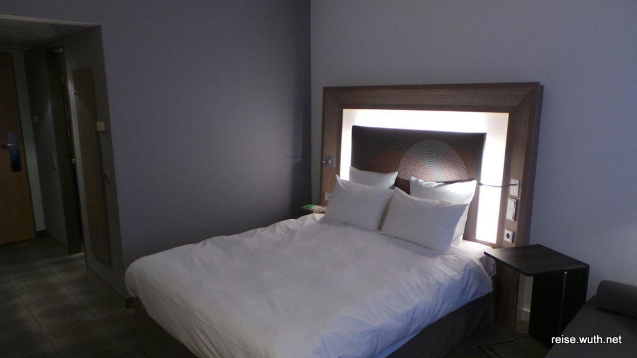 Bett Hotel Novotel Hannover