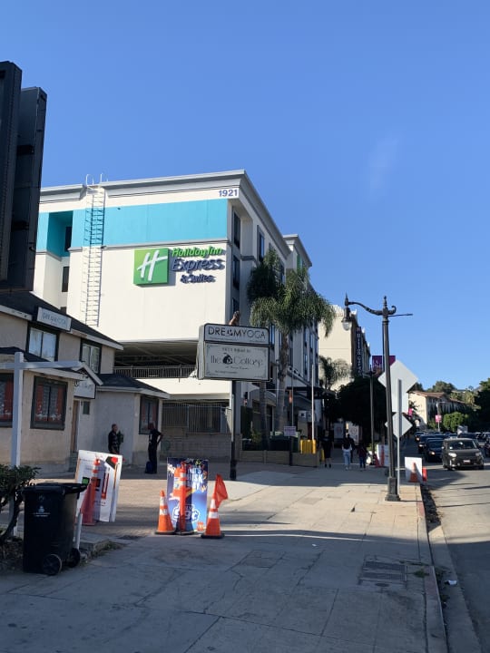 Außenansicht Holiday Inn Express Hotel & Suites - Hollywood Walk of Fame