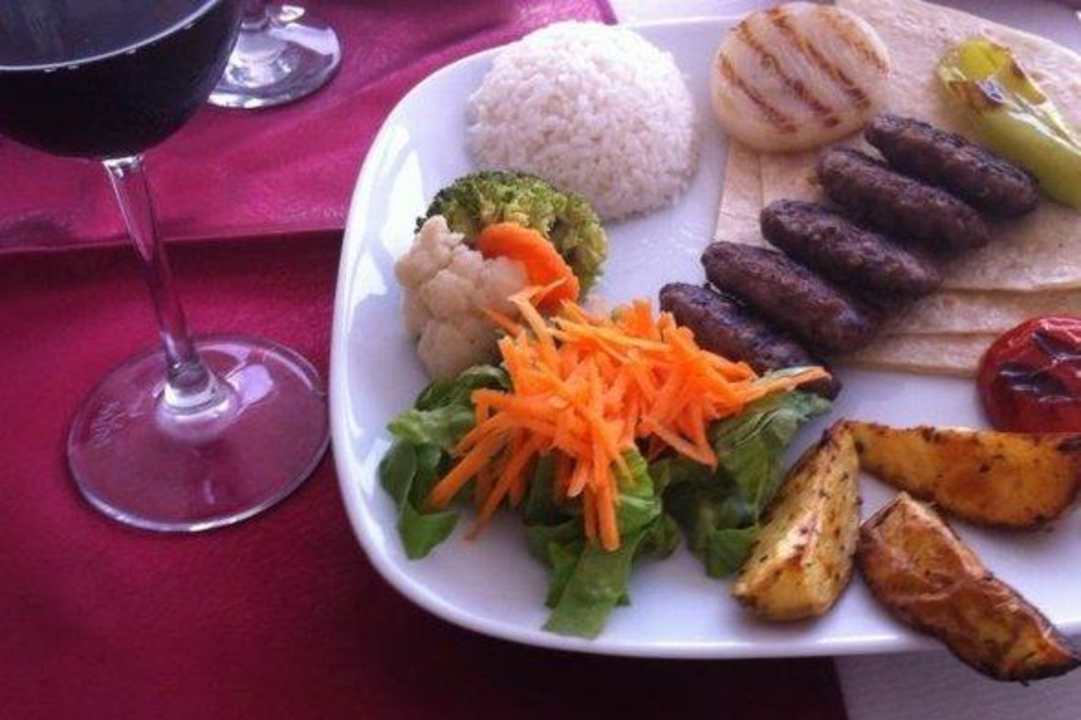 Turkish Köfte Bitez Residence