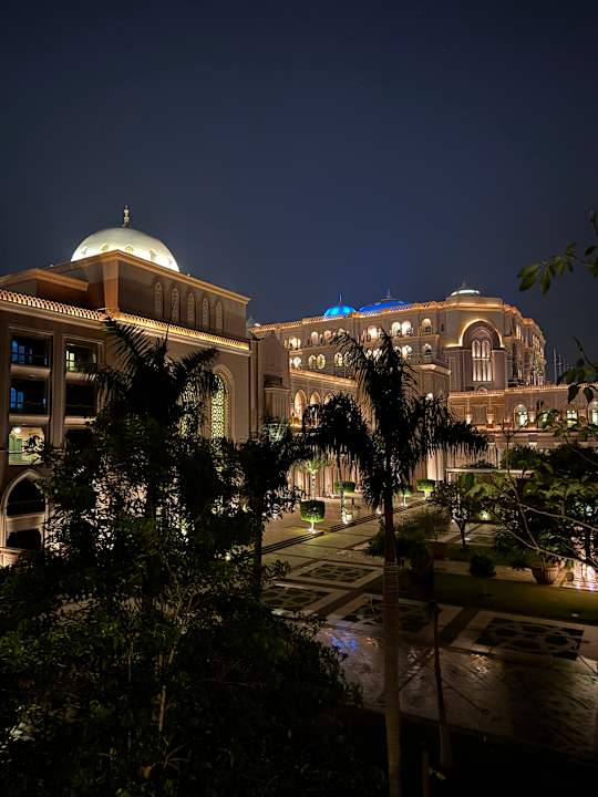 Gartenanlage Emirates Palace Mandarin Oriental