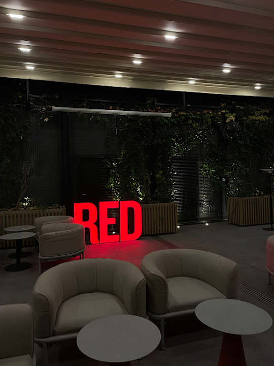 Gastro Radisson RED Tbilisi