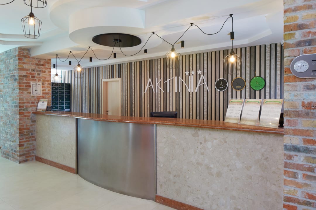 Lobby Hotel Aktinia