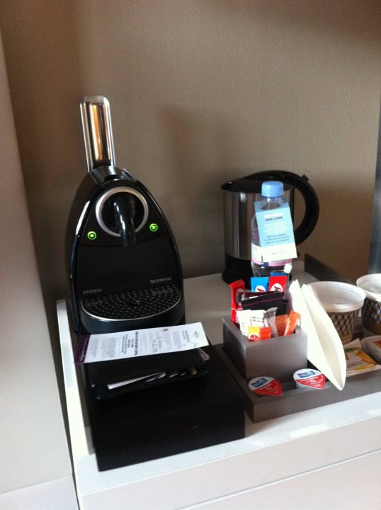 CAFETIERE BOUILLOIRE Mercure Nantes Centre Grand Hôtel