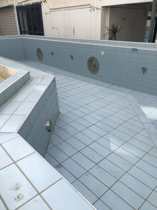 Pool Hotel Kassavetis