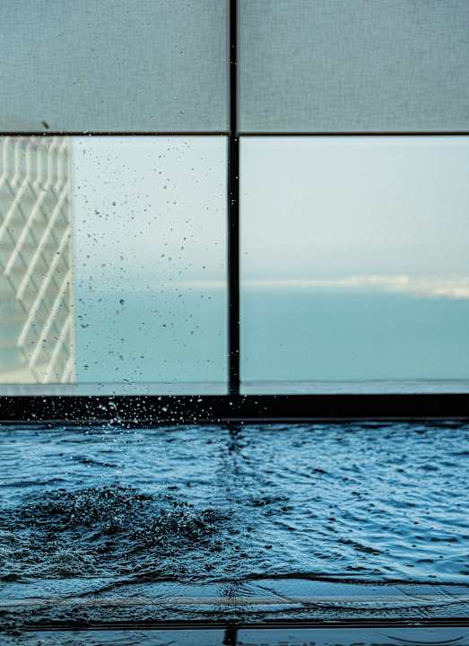 Pool Waldorf Astoria Doha West Bay