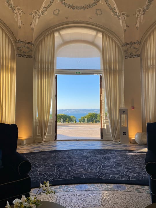 Lobby Evian Resort - Hotel Royal