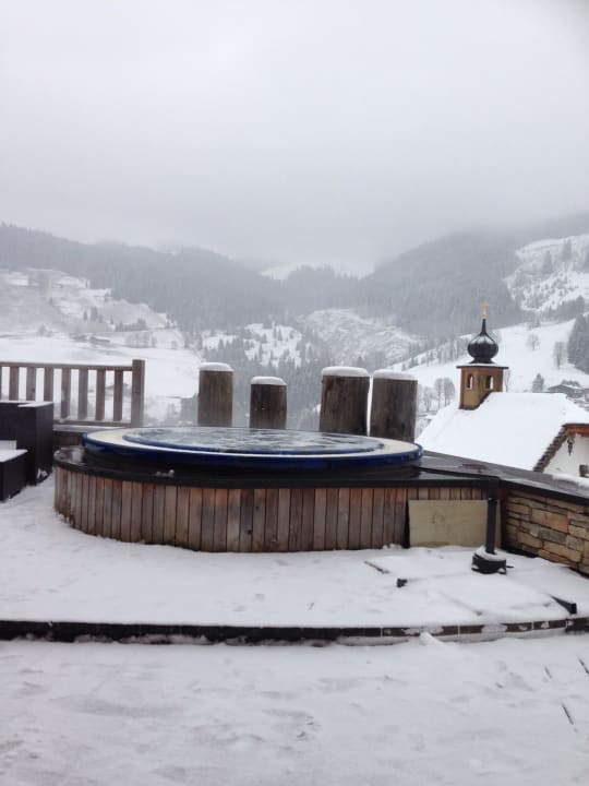 Pool Hüttendorf Maria Alm