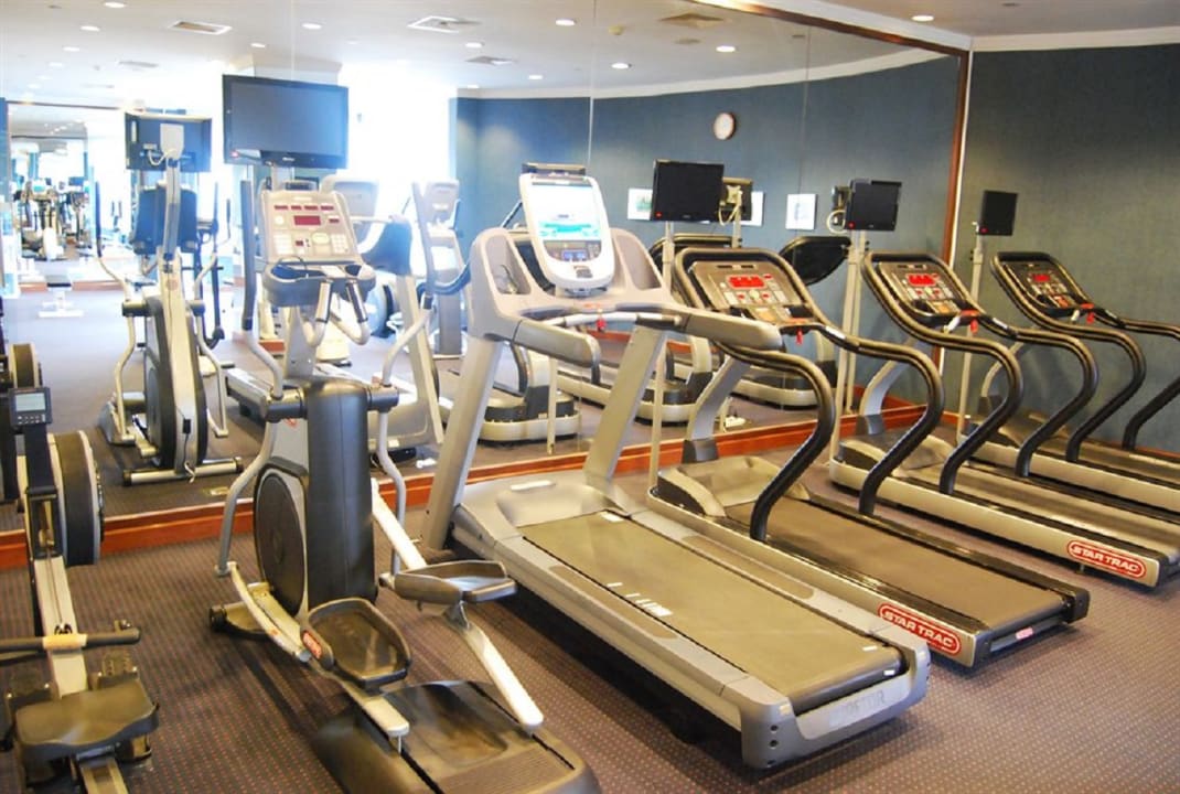 Sport & Freizeit DoubleTree by Hilton Hotel Shanghai - Pudong