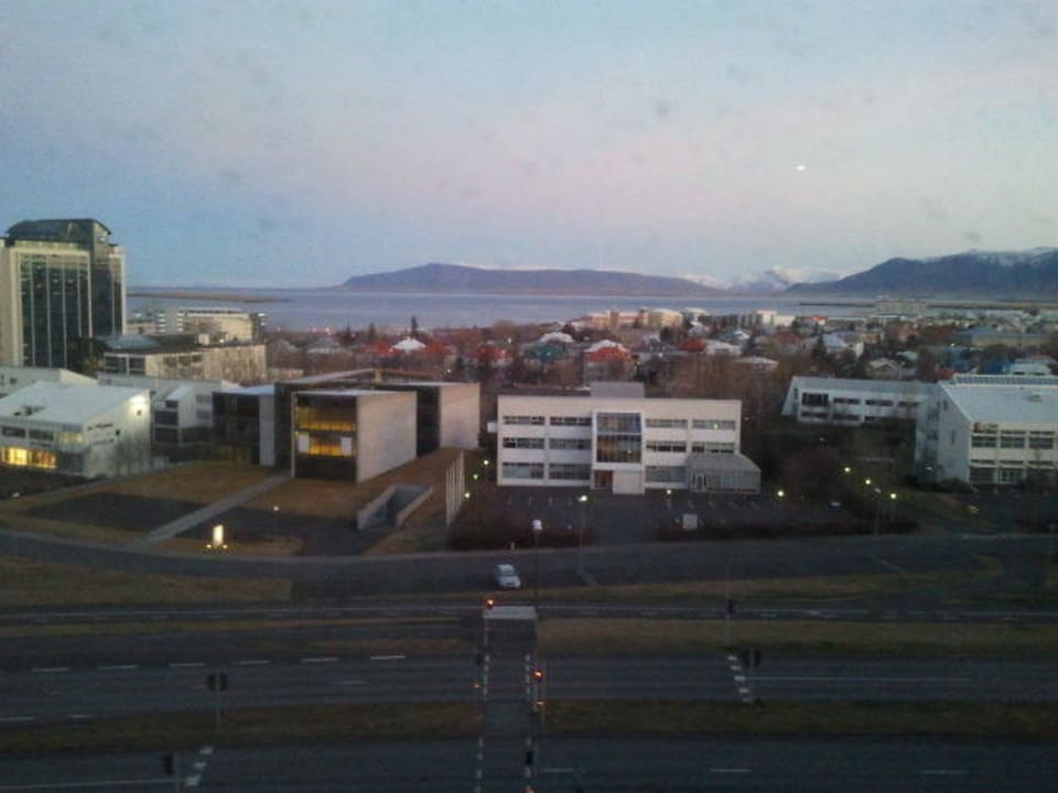 Blick vom Hotel zum Meer Hilton Reykjavik Nordica