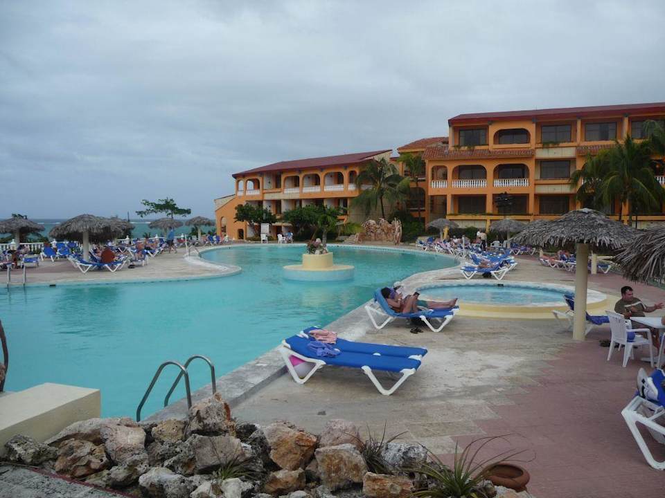 Pool Sol Rio De Luna y Mares