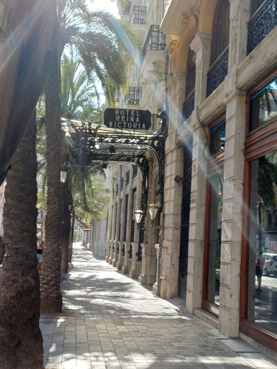 Außenansicht One Shot Palacio Reina Victoria 04