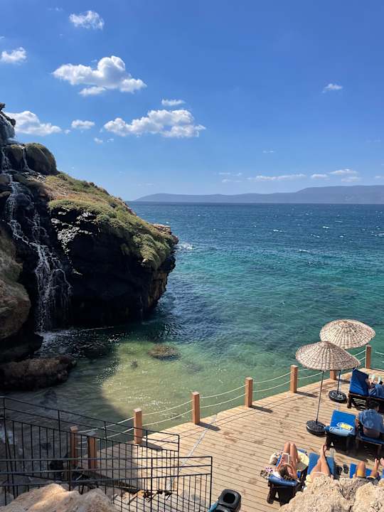 Strand Club Resort Atlantis