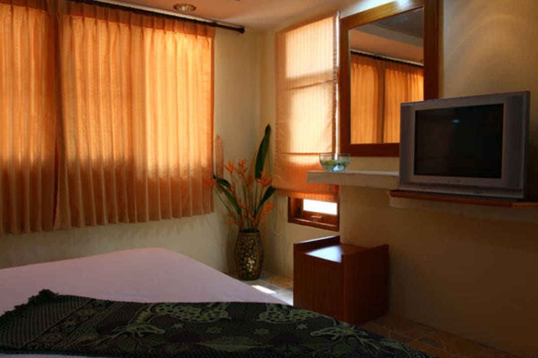 Bungalow Phalarn Inn Bungalows