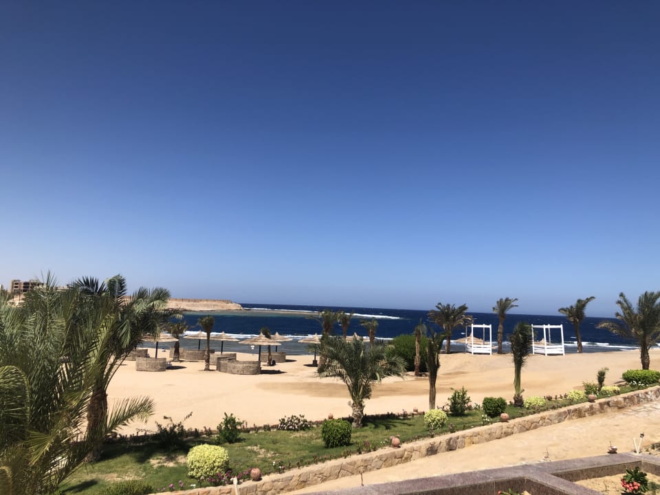 Gartenanlage Coral Sun Beach