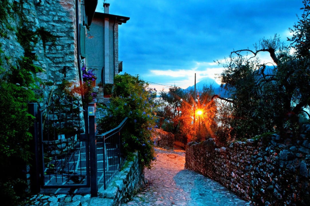 Dämmerung am Gardasee Hotel Rosmari