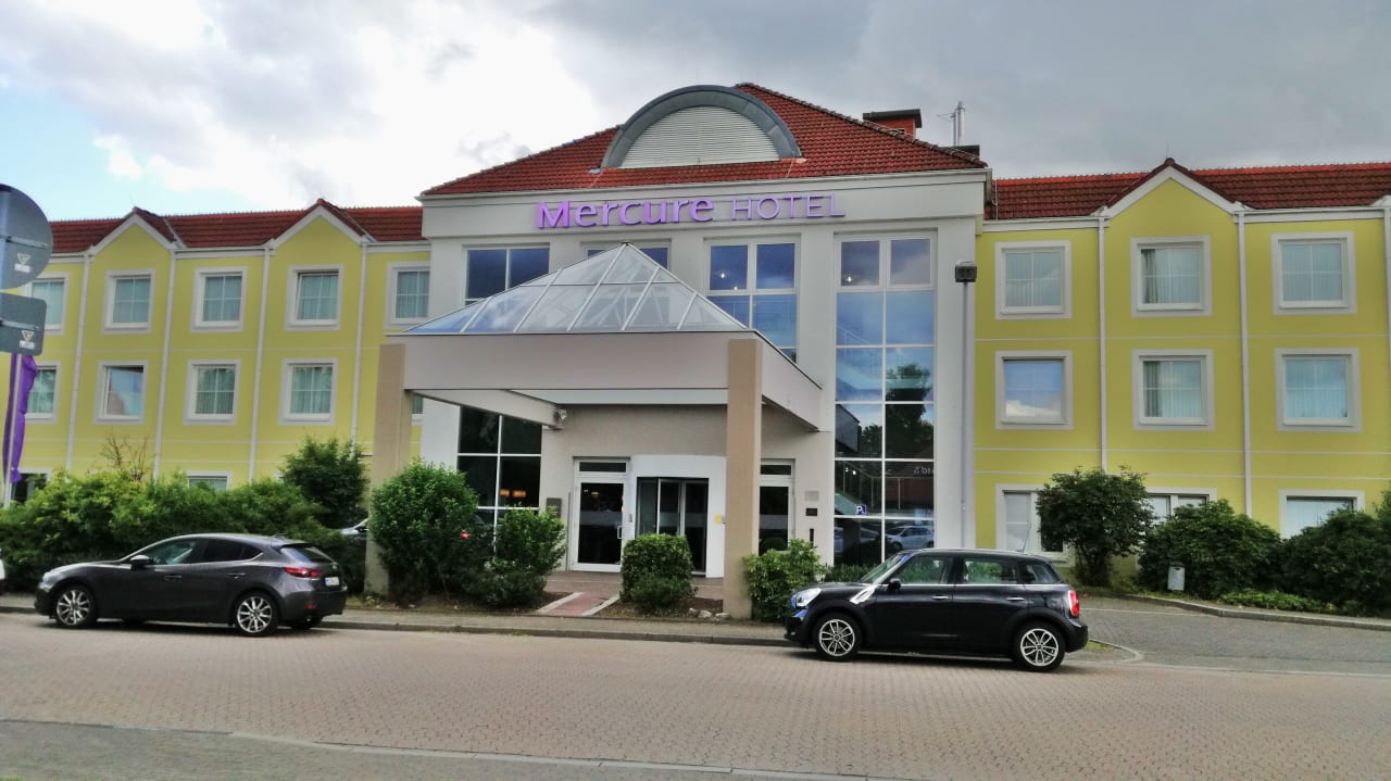 Außenansicht Mercure Hotel Düsseldorf Ratingen