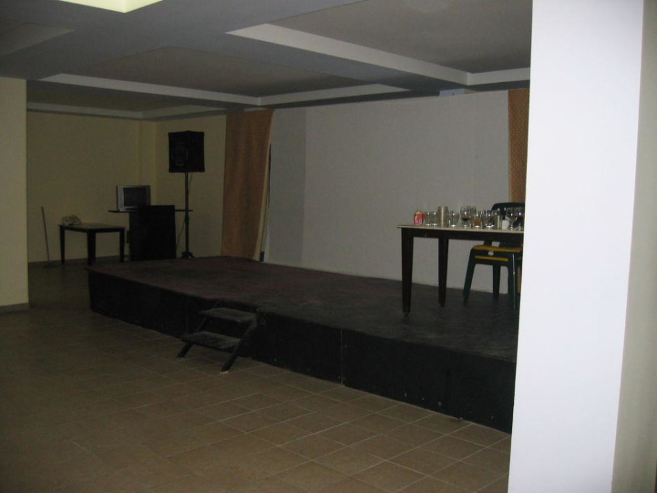 TV-Raum Hotel Orfeus Park