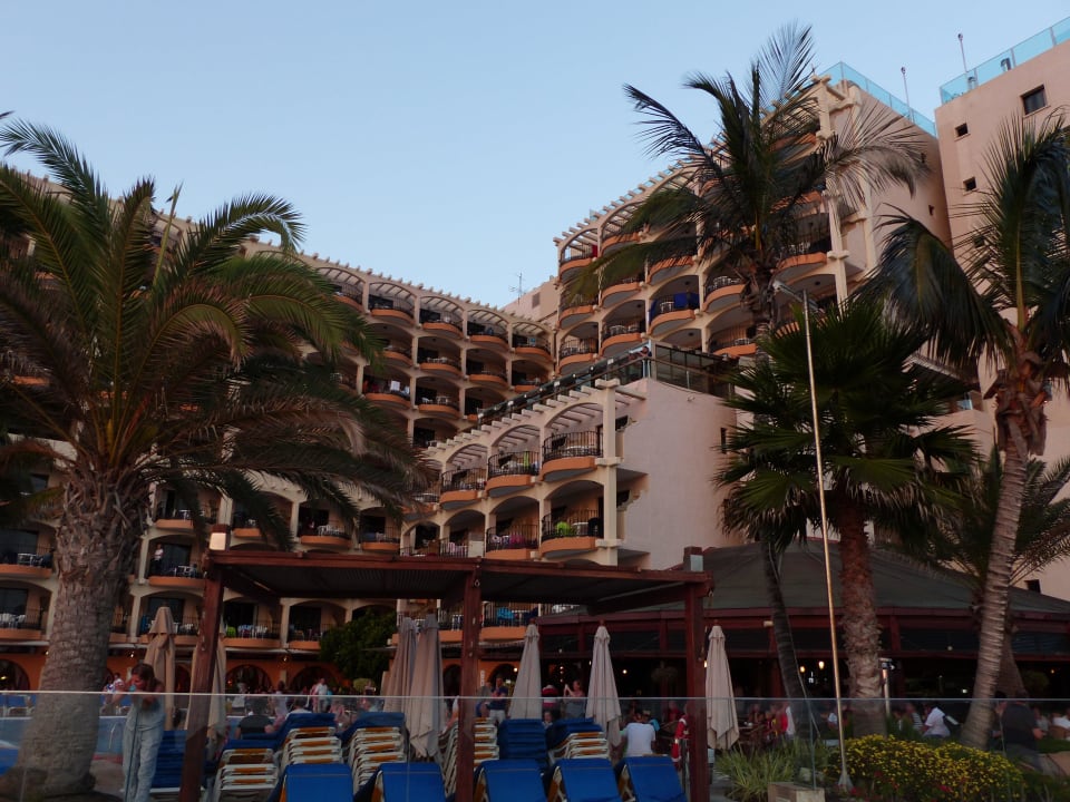 Hotel von hinten Bull Dorado Beach & Spa