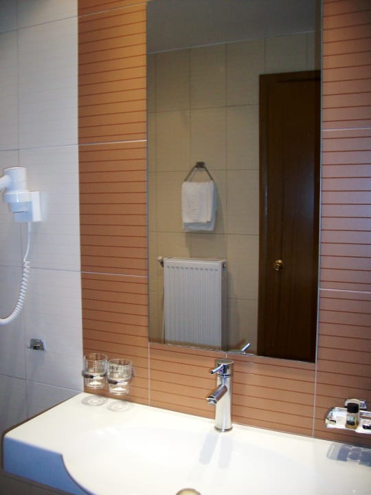 Alles da für die Restauration vom Vorabend  alltoura Club Hotel Poseidon Palace