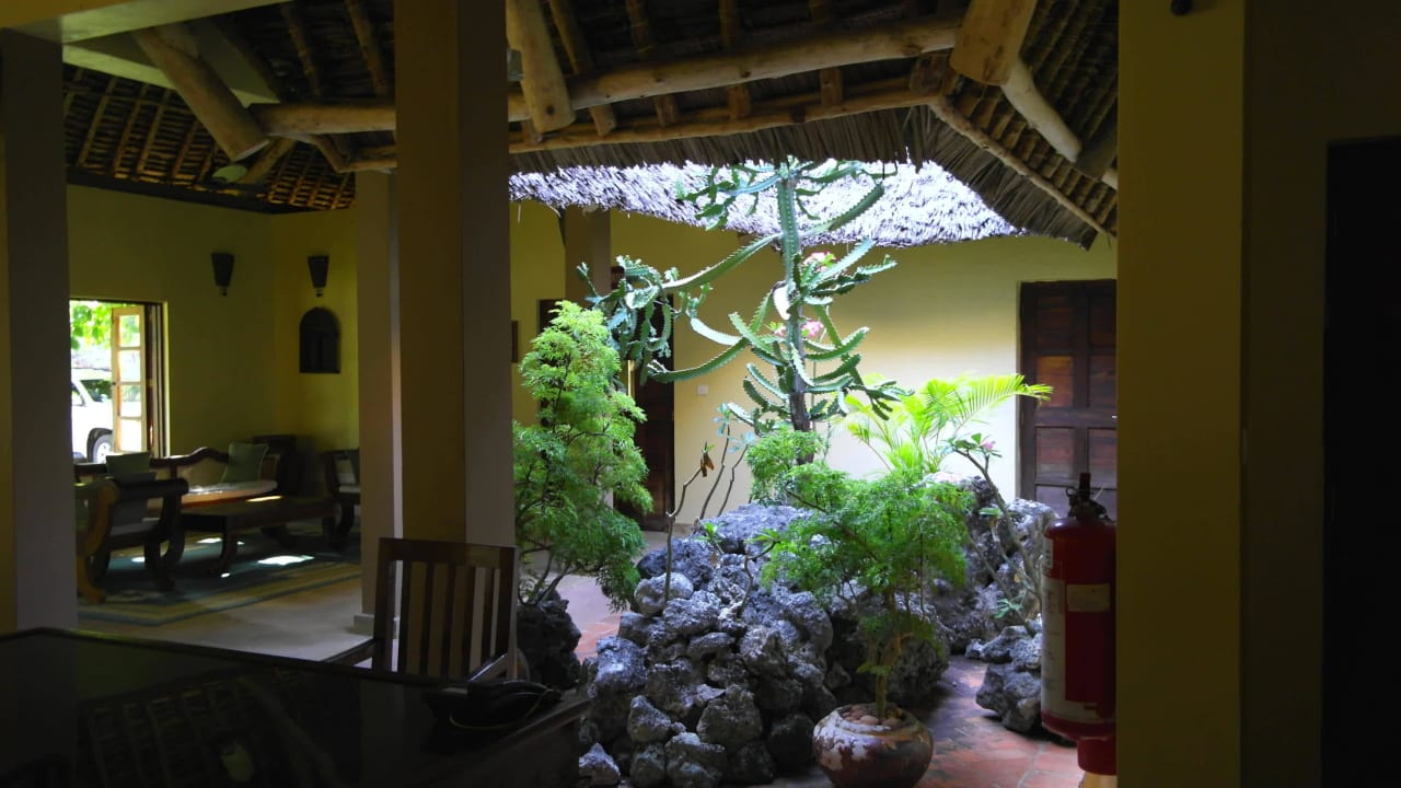 Lobby Neptune Pwani Beach Resort & Spa