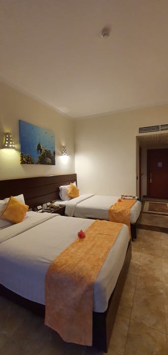 Zimmer Three Corners Equinox Beach Resort