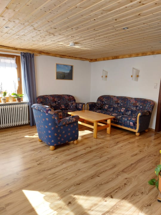 Zimmer Ferienwohnungen Haus Bergschuh