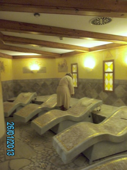 Liegeraum mit 40 Grad beheizten Liegen, Herrlich Vila Vita Burghotel Dinklage