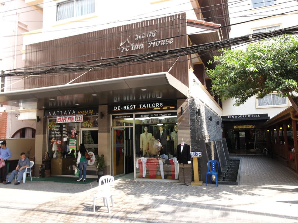 Massage Salon  Hotel Inn House