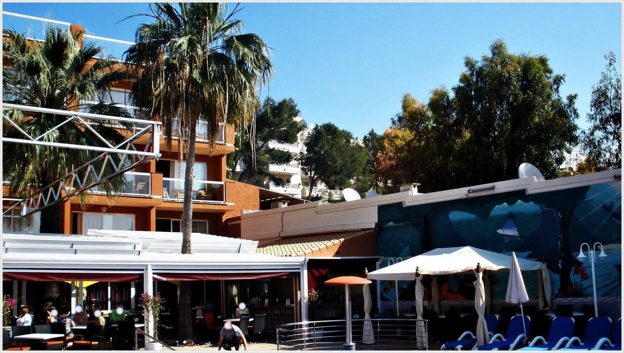 Im Poolbereich Hotel Aparthotel Paguera Beach