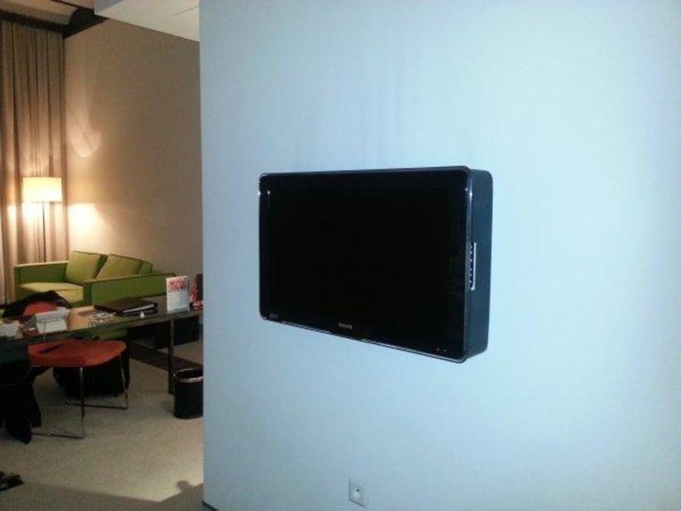 2. TV am Bett Vienna House Andel's Lodz