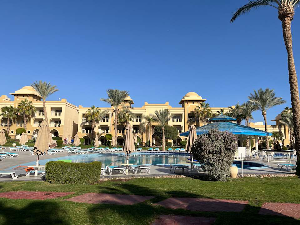 Pool Serenity Alpha Beach