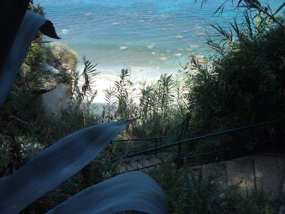 Wendeltreppe zum Strand Aldiana Club Rocca Nettuno Calabria