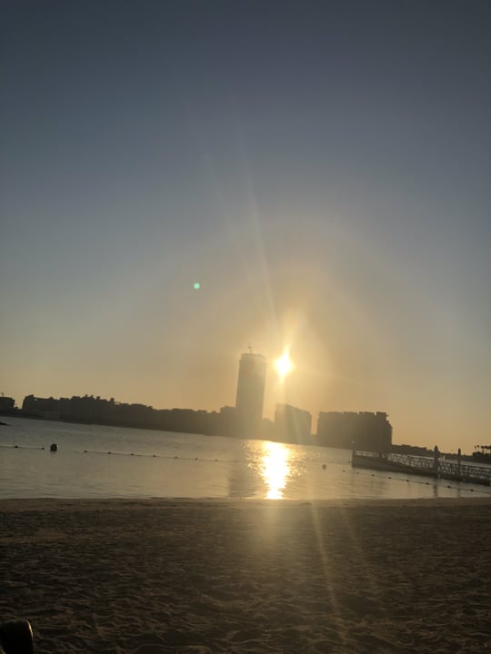 Strand Rixos The Palm Hotel & Suites