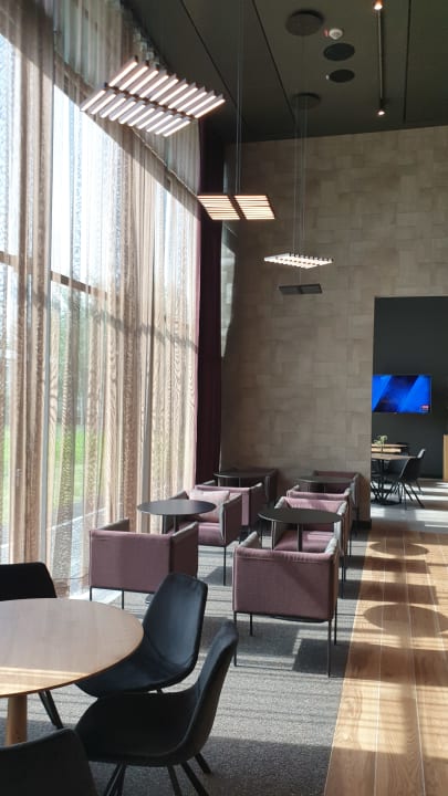 Lobby Hilton Munich Airport