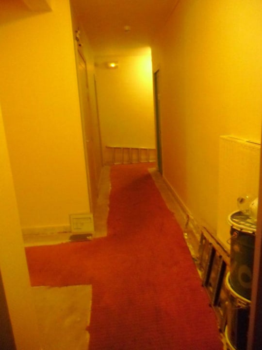 Mal wieder ein Flur Idéal Hotel Design