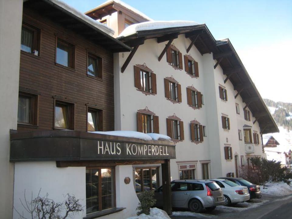 Hotel Vorderfront Eingang Hotel Komperdell