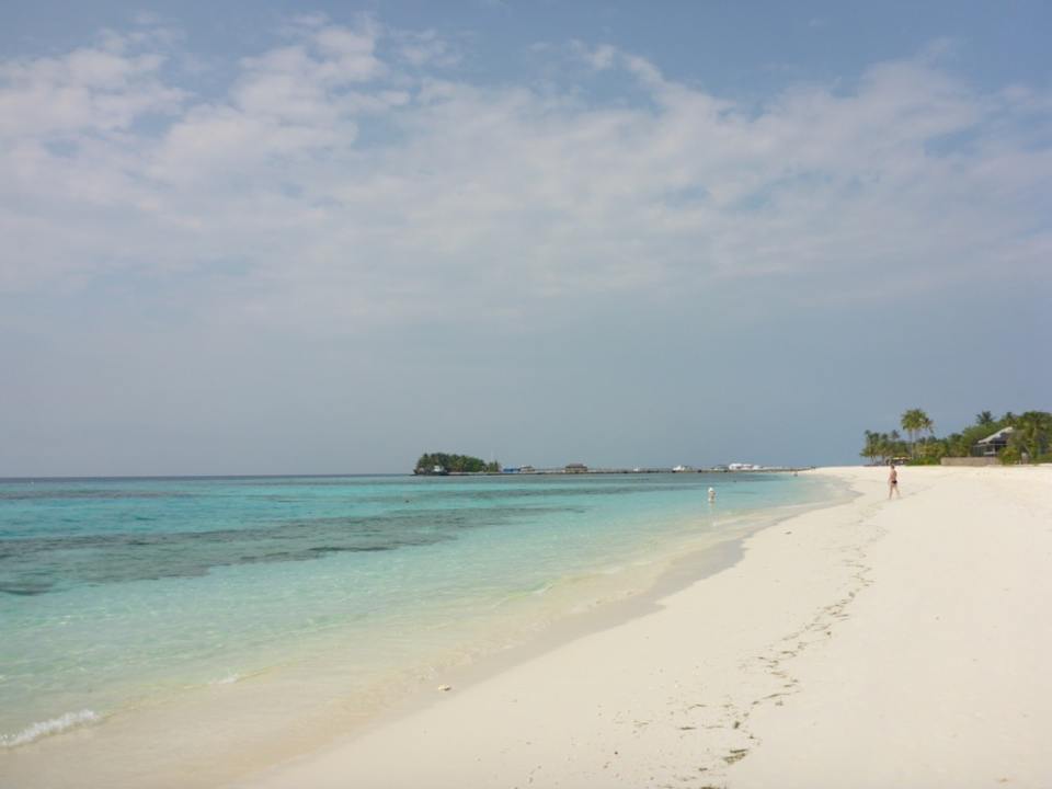 Strand Kuredu Island Resort & Spa