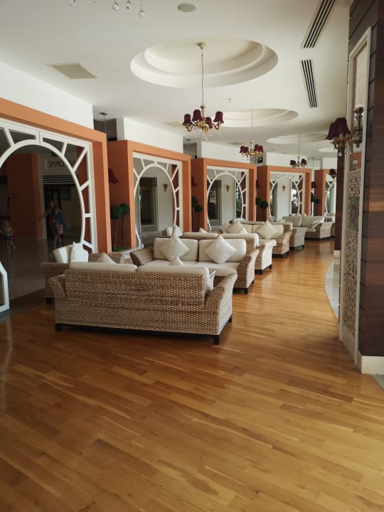 Lobby Saphir Resort & Spa