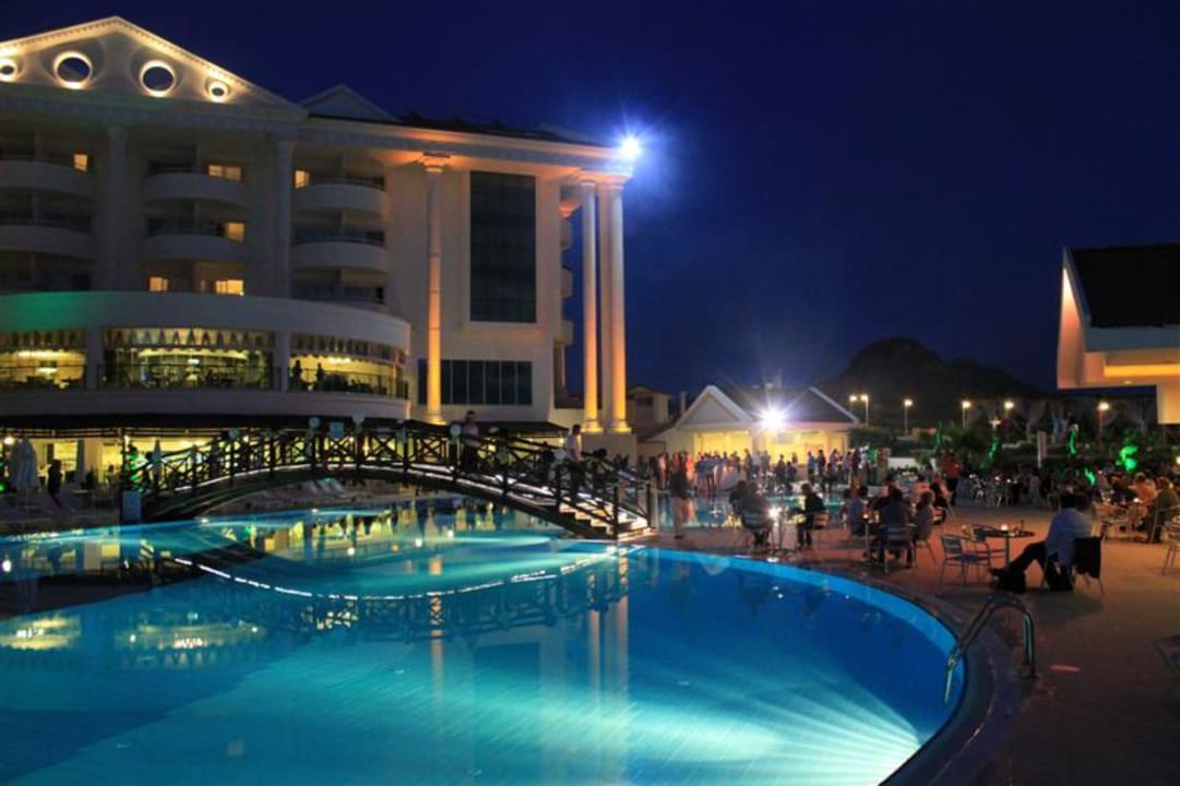 Blick auf´s Hotel Roma Beach Resort & Spa 16+ Adult Only
