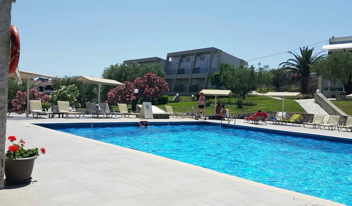 Widok z baru Iris Hotel