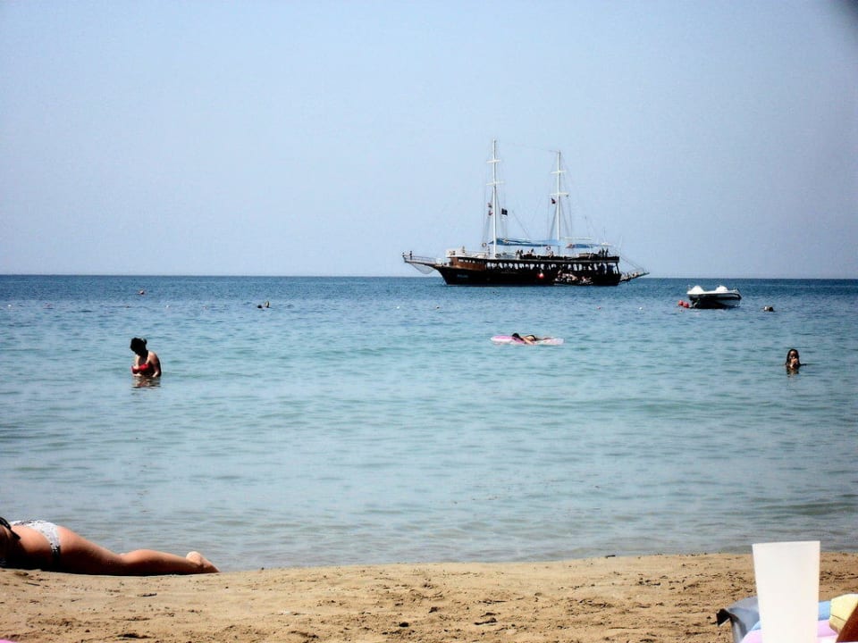 Strand Alaiye Resort & Spa