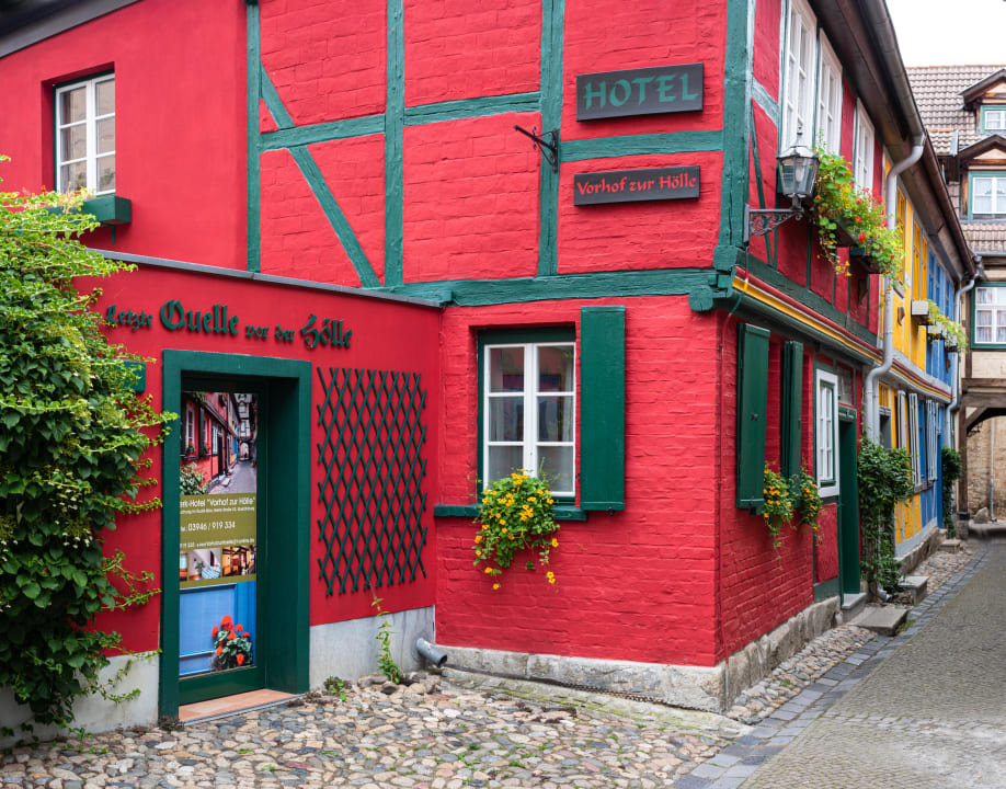 Außenansicht Fachwerkhotel Vorhof zur Hölle