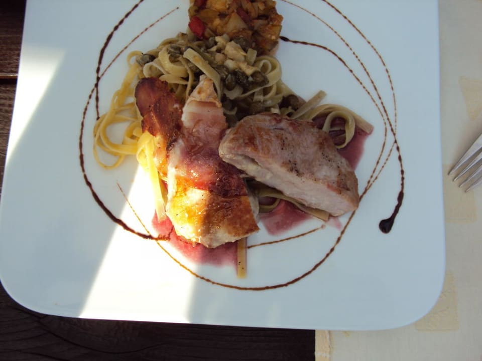 Gefülltes Schweinefilet Hotel Dobrudja / Dobrudscha