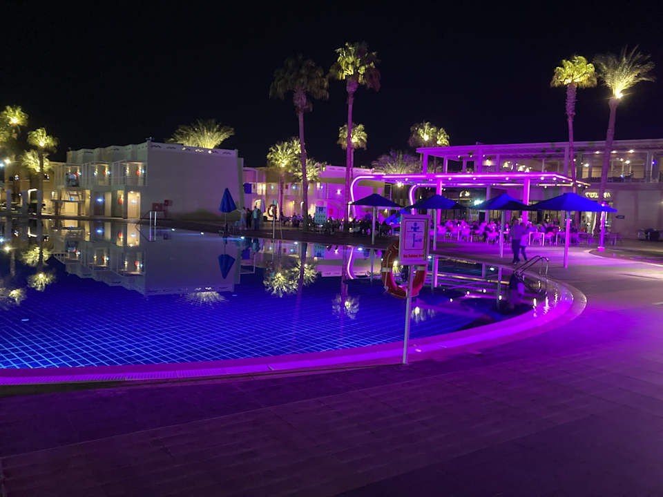 Pool Beach Albatros Resort