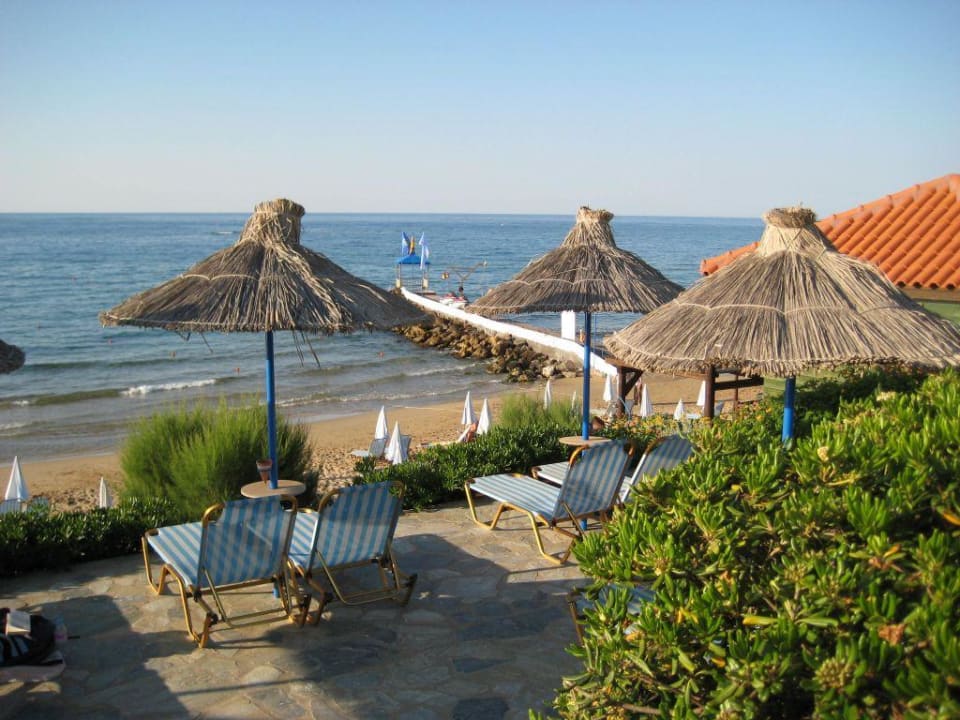 Strand Alexander Beach Hotel & Village Resort