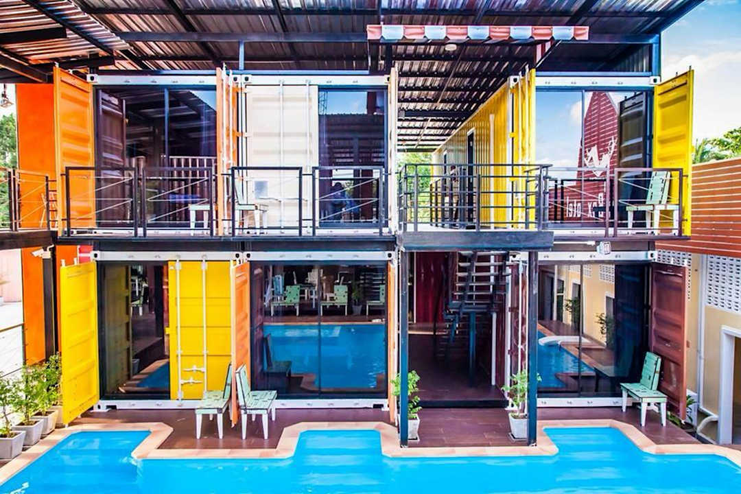 Außenansicht Retro Box Hotel Chumphon