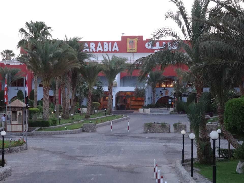 Hoteleingang Arabia Azur Resort