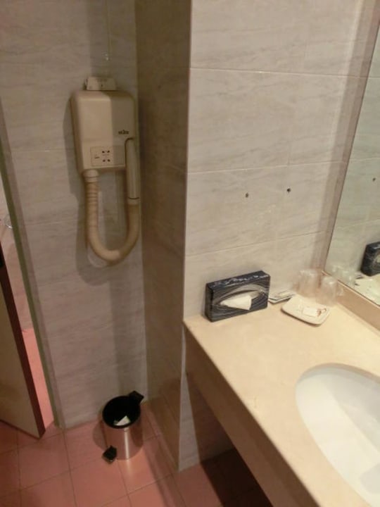 Badezimmer Mercure Paris Gare Du Nord La Fayette