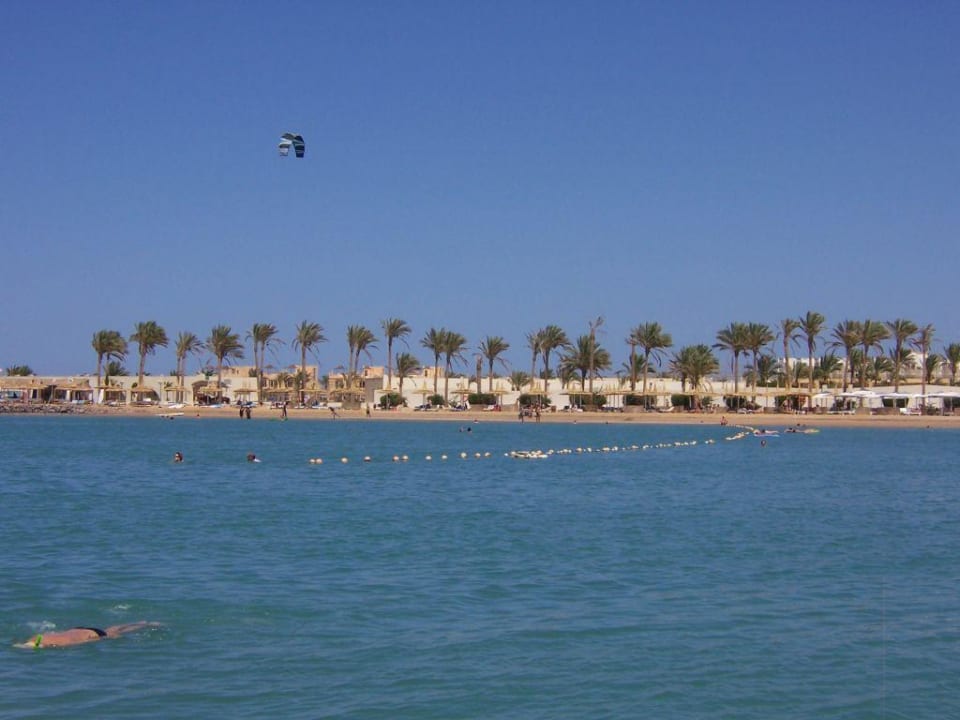 Blick auf den Strand Pickalbatros Alf Leila Wa Leila Resort - Neverland Hurghada